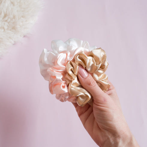 Set scrunchies